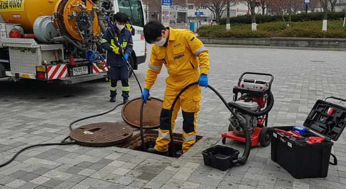 수정구 하수구 고압세척 시원하게 뚫는 전문가입니다.
